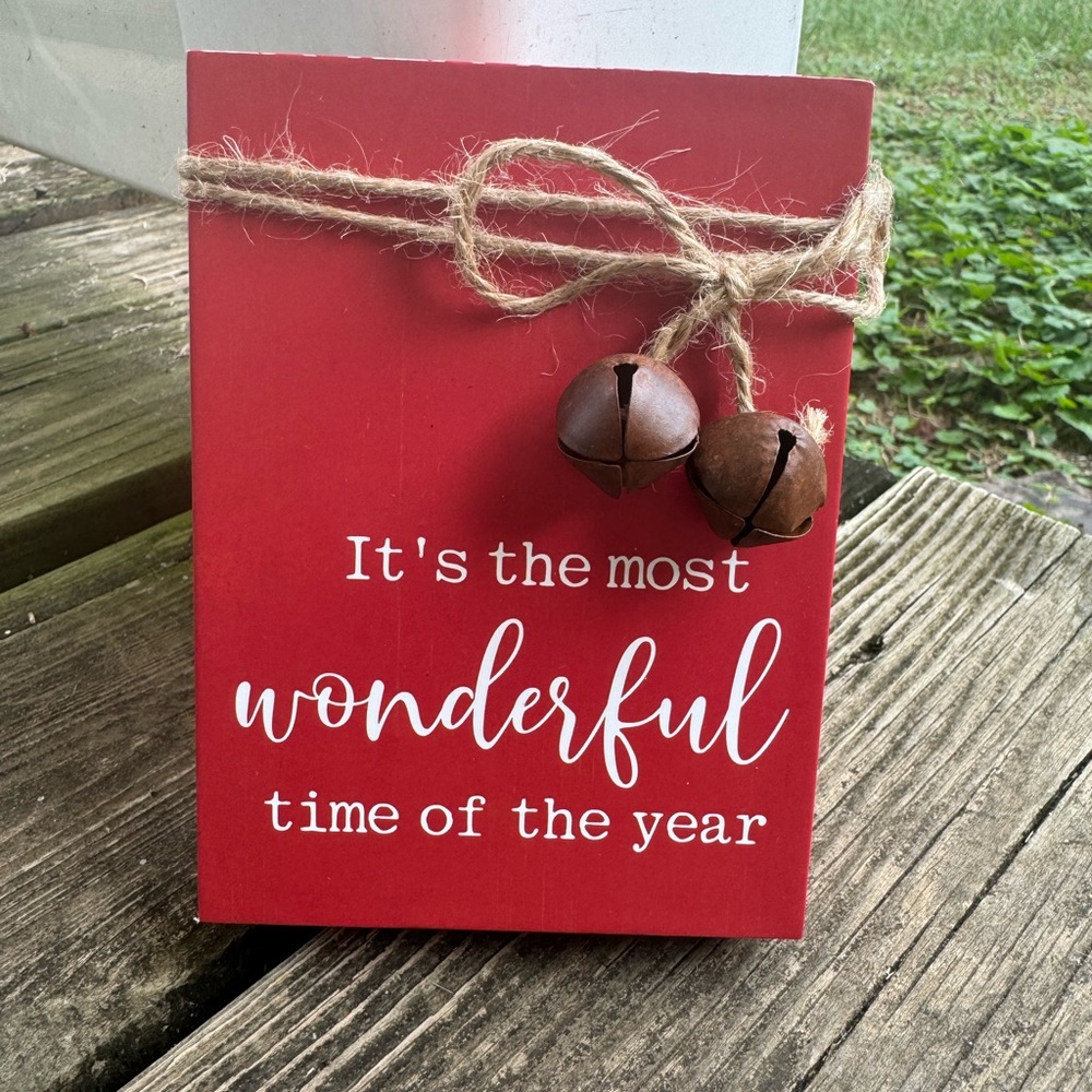 It’s The Most Wonderful Time of the Year Sitter